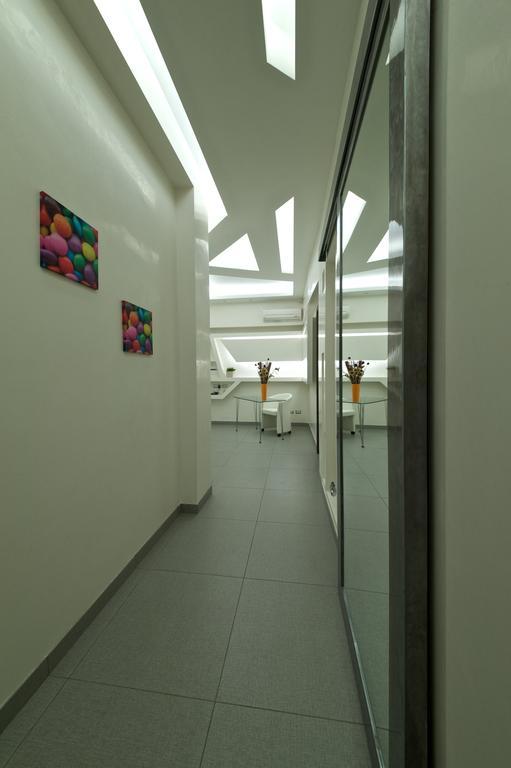 Roma Naif Rooms ภายนอก รูปภาพ