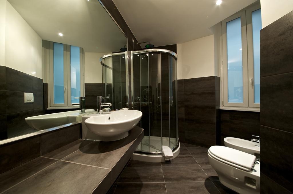 Roma Naif Rooms ภายนอก รูปภาพ