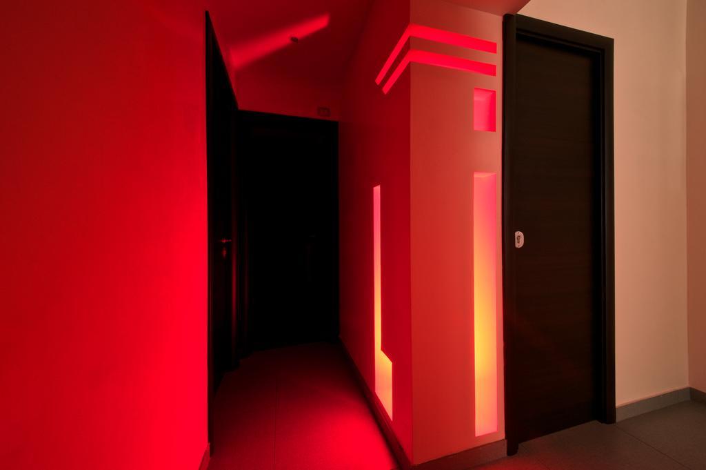 Roma Naif Rooms ภายนอก รูปภาพ